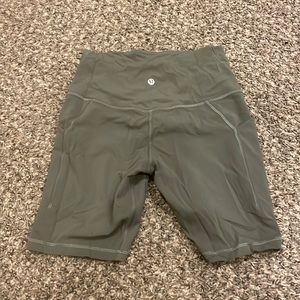 lululemon Align High-Rise Short with Pockets 6"